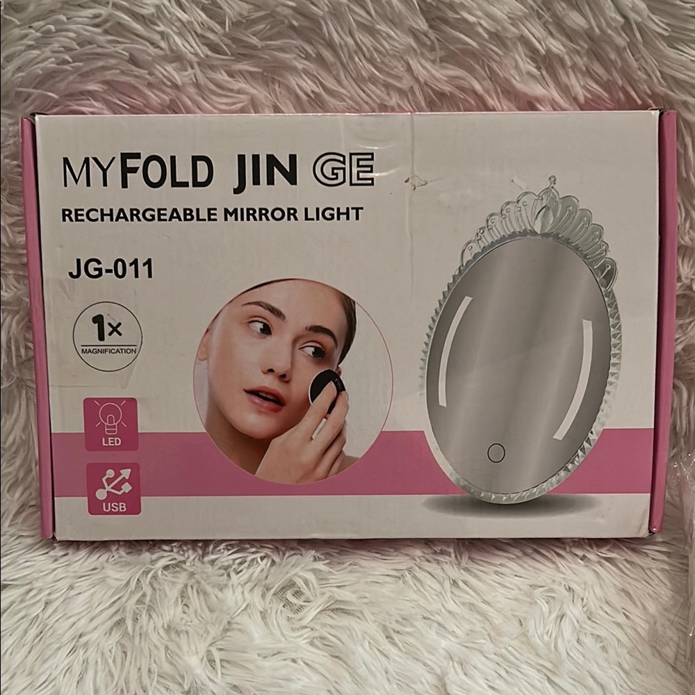 Silver Rechargeable Vanity Mirror with LED Lighting
